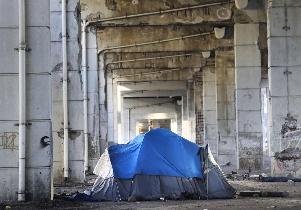 Tent_Under_Gardiner_Richard_Lautens